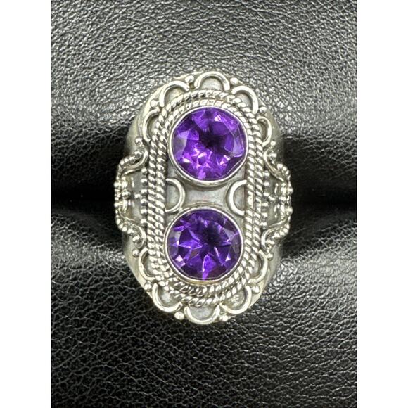 New Condition Sterling Silver Genuine Amethyst Ring 925 Size 7.5 - Picture 1 of 7